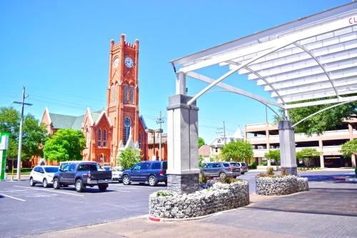 Holiday Inn Alexandria - Downtown, an IHG Hotel in Alexandria, USA