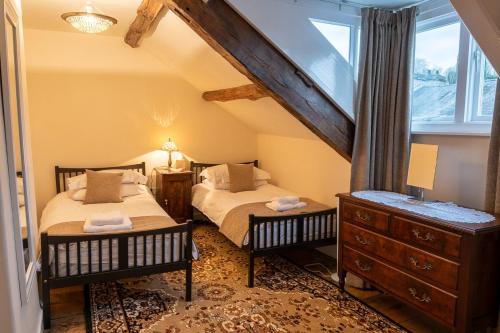 Forrest's Yard - Apartment 2 - image 6