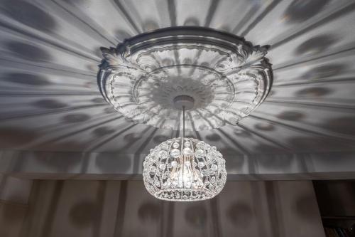 Forrest's Yard - Apartment 2 - image 10