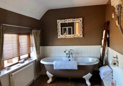 Catesby Barn Farm B&B - image 6