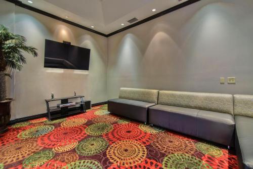 Holiday Inn Arlington Northeast by IHG in Arlington, USA