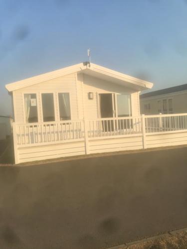 Luxury Riverside Lodge, Latchingdon, Essex