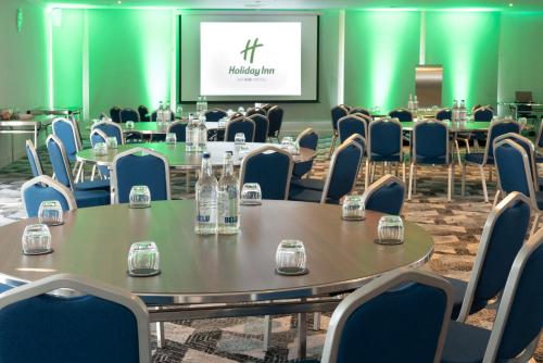 Holiday Inn Birmingham M6 J7 an IHG Hotel - image 14