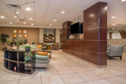 Holiday Inn Bloomington-University Area, an IHG Hotel