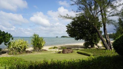 Pantai Indah Lagoi Bintan