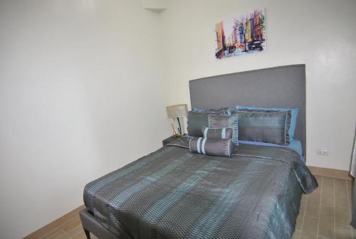 One Madison Place Tower 1