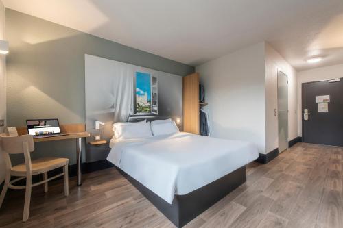 hotel photo
