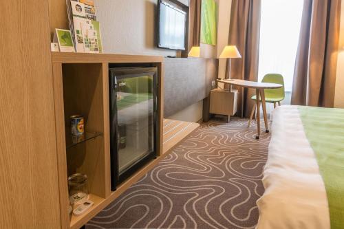 244314368 Holiday Inn Budapest-Budaörs by IHG