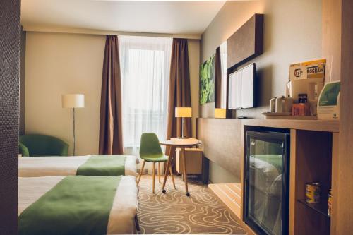 244314607 Holiday Inn Budapest-Budaörs by IHG