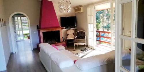 One bedroom chalet with enclosed garden at Villaggio delle Mimose gîte à louer San Nicolò Gerrei