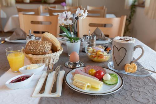 Landhotel Oßwald - image 5