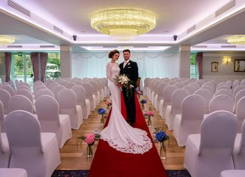 Avalon House Hotel - image 6
