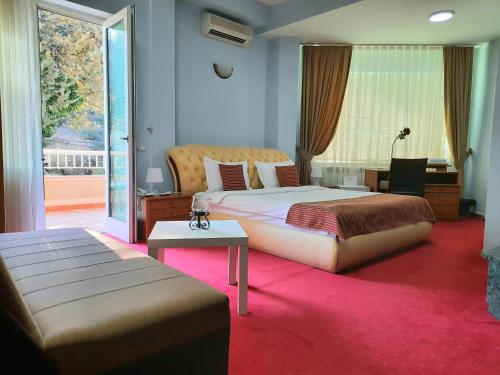 Deluxe Double Room with Balcony