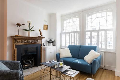 Fabulous 4-Bed House in Fulham with Garden! gîte à louer Wandsworth Bridge