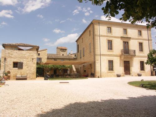 Accommodation in Valliguières