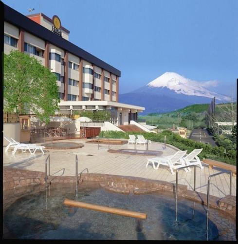 Hotel Winery Hills Set in a prime location of Izu / Atami, Hotel Winery Hills puts everything the city has to offer just outside your doorstep. The hotel offers guests a range of services and amenities designed to provi