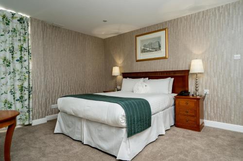 The Clarendon Hotel - image 2