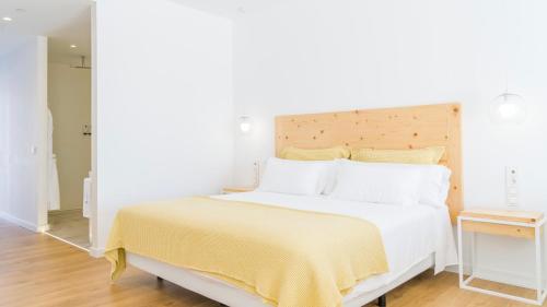 La Cala Suites Hotel - Adults Only - image 4