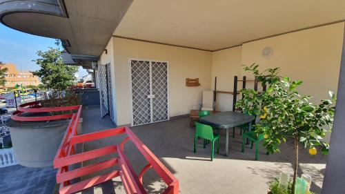 ILIO e GIULIA APART 300 METERS FROM METRO STATION C, Rom (Foto 6)