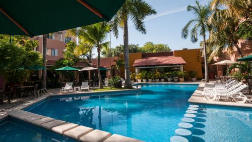 Swimming pool, Holiday Inn Ciudad Del Carmen By IHG in Ciudad Del Carmen