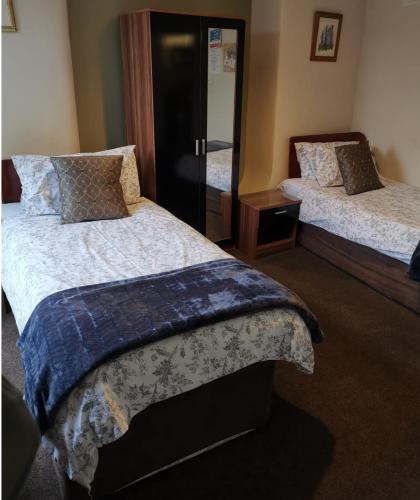 Pilkingtons Guest House Accrington - image 6