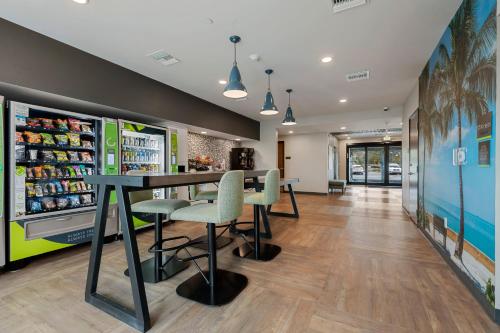 设施服务, 美国长住高级套房酒店-泰特斯维尔-太空中心 (Extended Stay America Premier Suites - Titusville - Space Center) in 泰特斯威尔(FL)