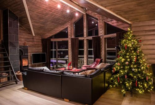 Facilities, Cabin in Hodlekve with 5 bedrooms & hot tub. in Sogndal