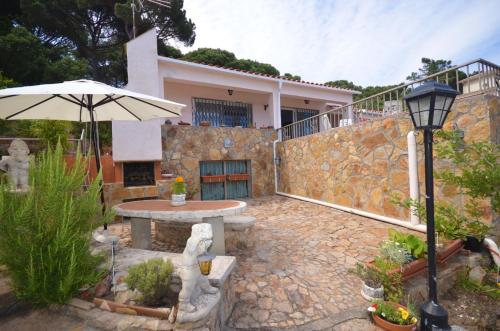 Villa with Private Pool image 6