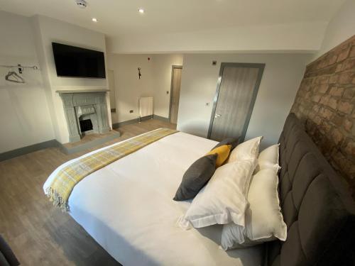 6Adelphi, Preston