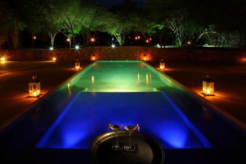 Úszómedence, The Red Pepper House in Kilifi