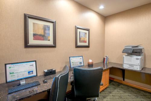 Holiday Inn Casper East - McMurry Park