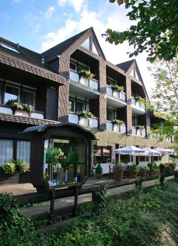 Landhotel Laarmann - Hotel - Lennestadt