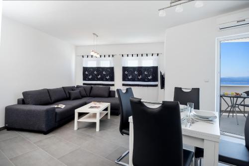 Apartment - Ground Floor image 3