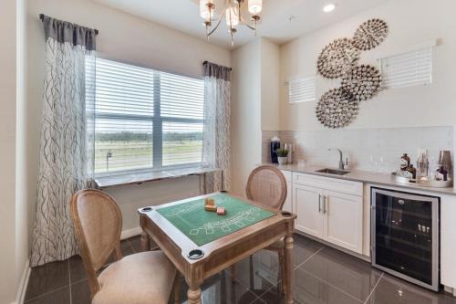 Chic Ultra Modern Home Near Disney! condo