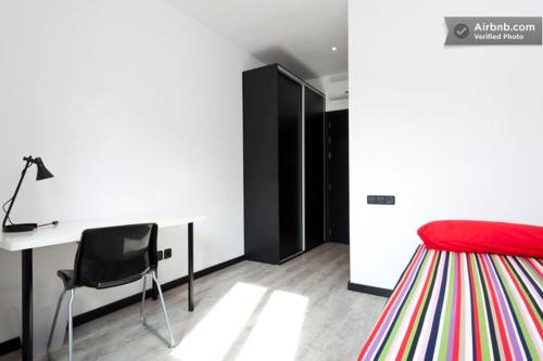 Standard Twin Room with TV