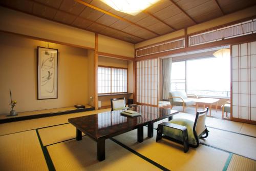 Japanese-Style Deluxe Room - Non-Smoking