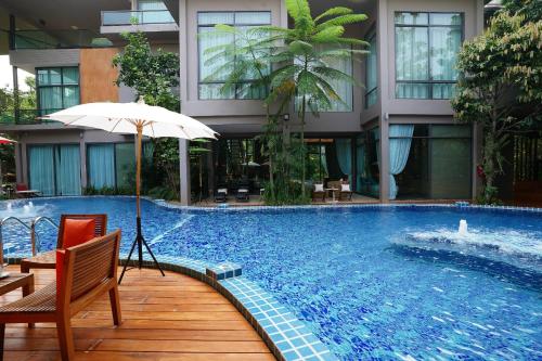 Tree Scape Retreat Resort - 수영장