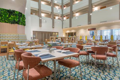 Holiday Inn Orlando Disney Spring Area