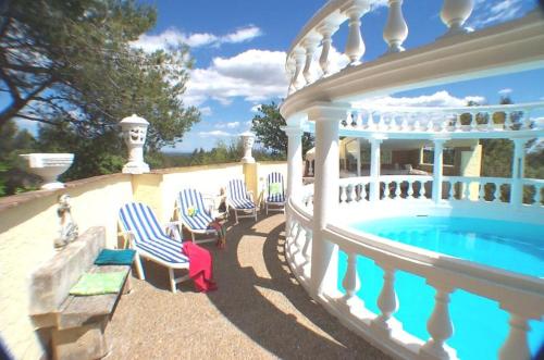 Villa with pool in Provence -Villa Romantique sleeps up to 12+4 in optional gite - image 13