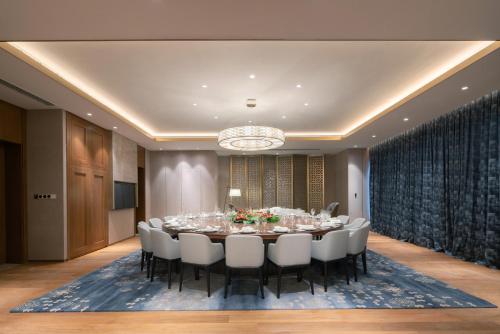 FlyZoo Hotel - Alibaba Future Hotel in Okraj Juhang