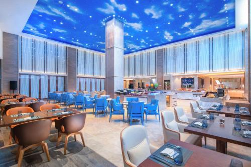 FlyZoo Hotel - Alibaba Future Hotel in Okraj Juhang