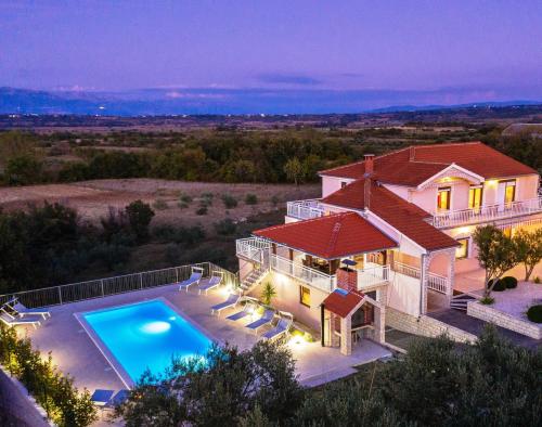  Vila Luna Apartments in Zadar