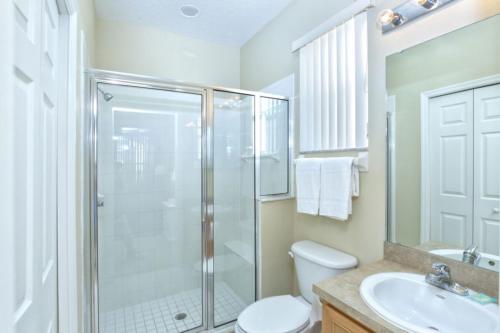 A wonderful 4 bedroom villa with a private pool at Calabay Tower Lakes - image 5