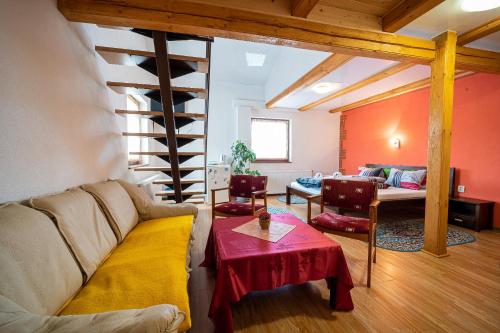 2 double beds