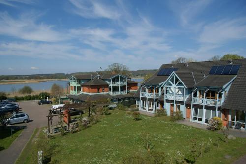 Ferienwohnung Mönchgut 1 mit Wintergarten und Terrasse in Ostseebad Sellin, Deutschland