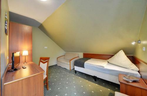 Hotel Belweder - przy hotelu Golebiewski