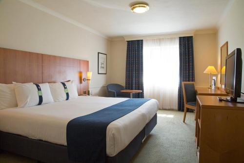 room detail thumbnail 1