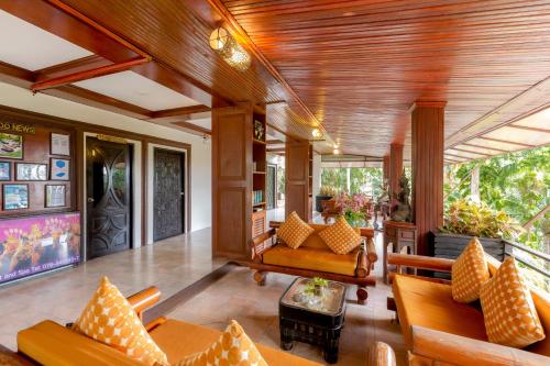 Club Bamboo Boutique Patong Beach Resort