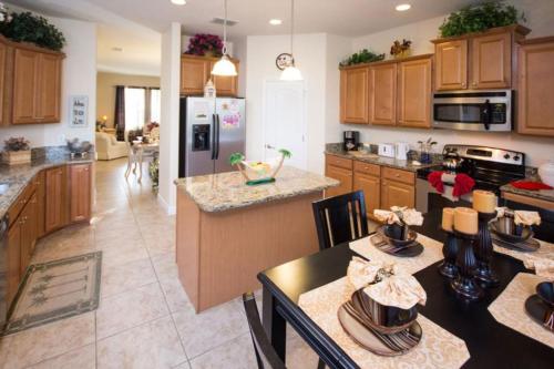 A wonderful choice for a family Vacation 5 bedrooms villa with its own pool - image 5