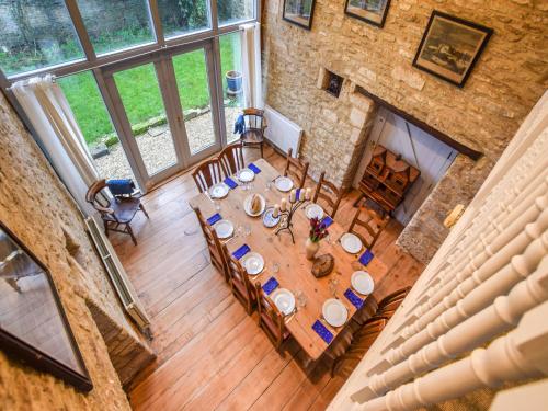Butts Farm - image 6
